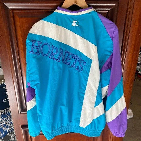 Vintage 90’s Starter NBA Charlotte Hornets Windbreaker J.Cole Melo Ball